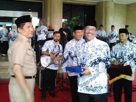 Pencarian PGRI Kota Sorong - Persatuan Guru Republik Indonesia Cabang Kota Sorong